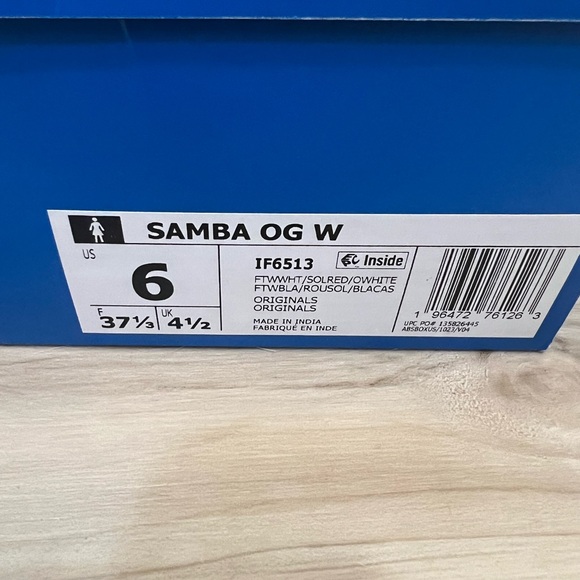 Adidas Samba OG White and Red Women's Sneakers - Picture 3 of 3